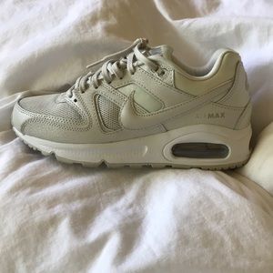 Nike Air Max Command